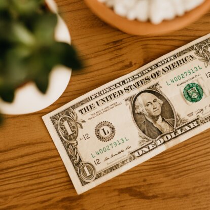 今年のドル円に関する市場予想は円高がメインシナリオ。早速その見通しに変化に兆しあり。